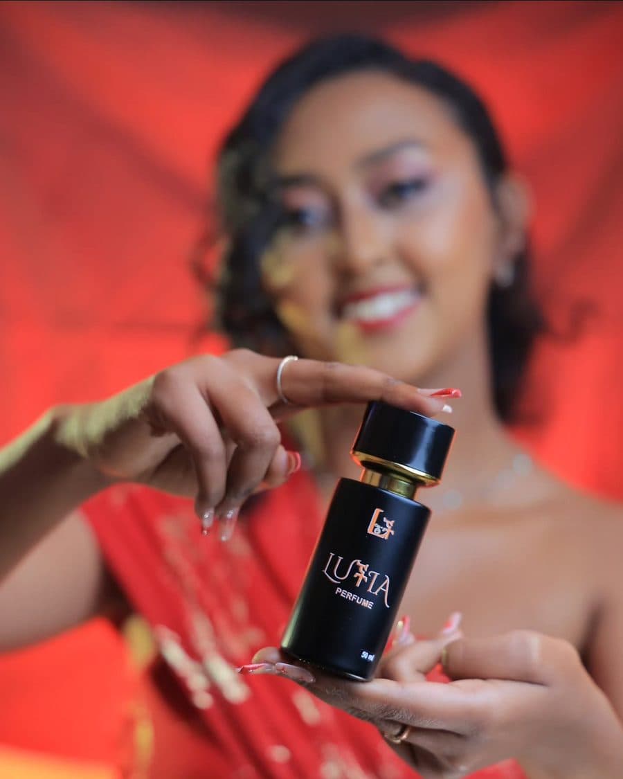 Luchia Perfume — Get Messages Campaign — Beauty & Fragrance paid social campaign